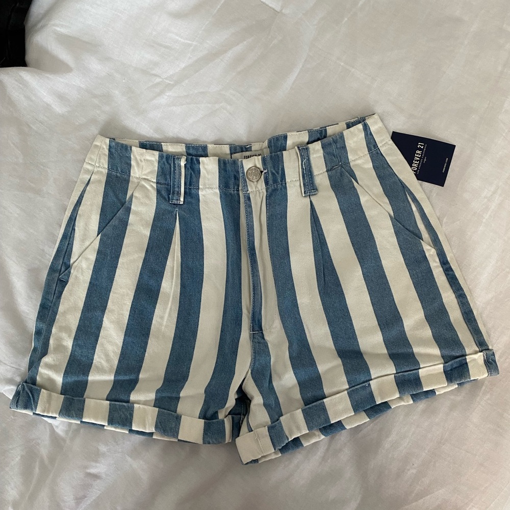 NEW blue and white striped jean shorts